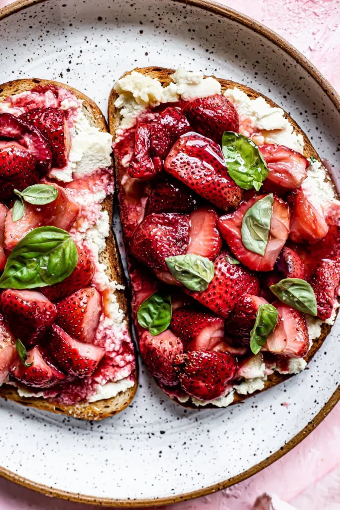 Roasted Strawberry Ricotta Toast 4
